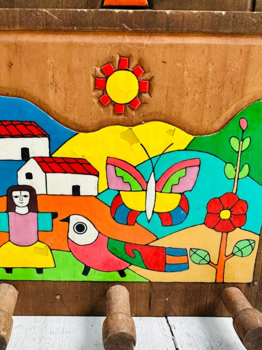 Vintage El Salvador Folk Art Wooden Key Holder Hand Painted Wall Rack